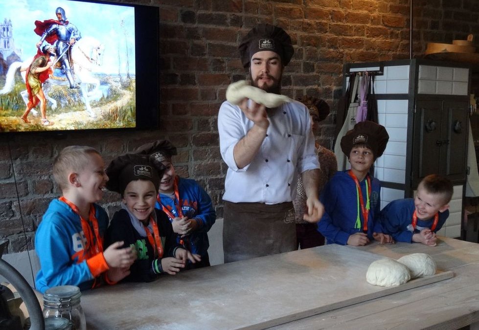 Wesołe Ferie GCKiB w Przemęcie – Wizyta w Rogalowym Muzeum Poznania