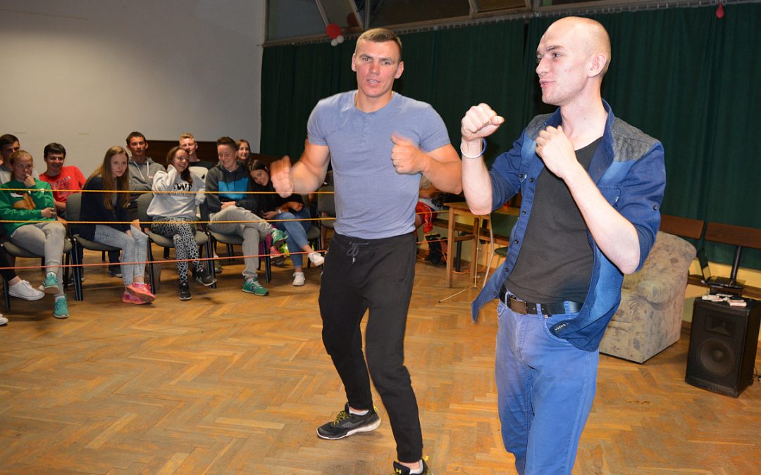 Śpiewanie na ringu