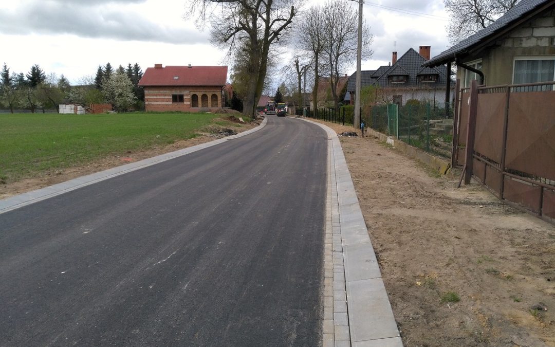 Budowa drogi w miejscowości Kaszczor, ul. Pod Lipami