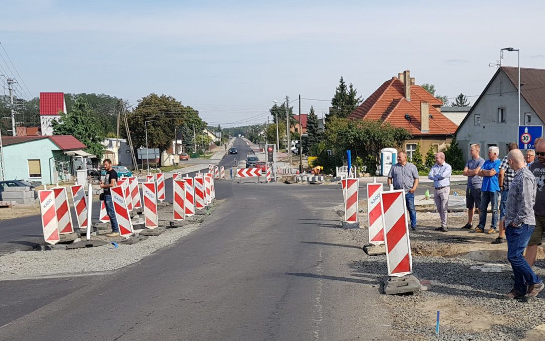 Pozytywna korekta drogi w Mochach