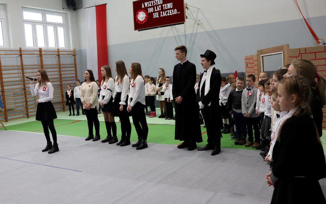 “A wszystko sto lat temu się zaczęło…”