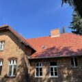 Szkoła w Perkowie doczekała się nowego pokrycia dachowego