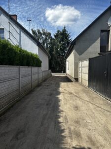 Błotnica, ul. Wąska