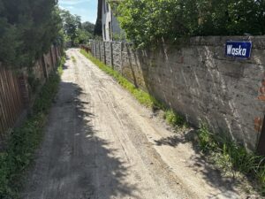 Błotnica, ul. Wąska